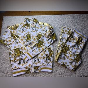 Men’s Medium Gold and White Tiger Print Jumpsuit NWT